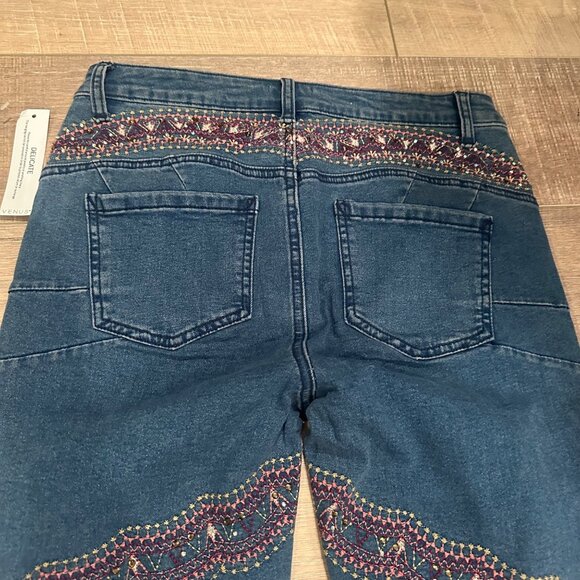 VENUS WOMENS EMBROIDERED JEANS BOOTCUT NEW SIZE 8 - Picture 12 of 14
